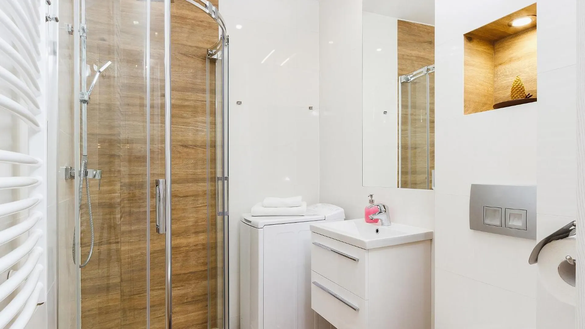 1 Bedroom Apartment - Starowislna 54 Krakow